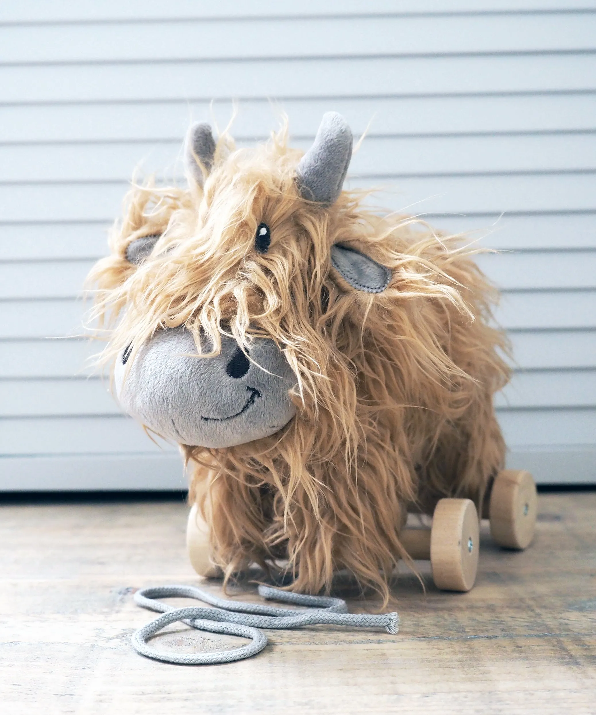 Hubert Highland Cow Pull Along Toy