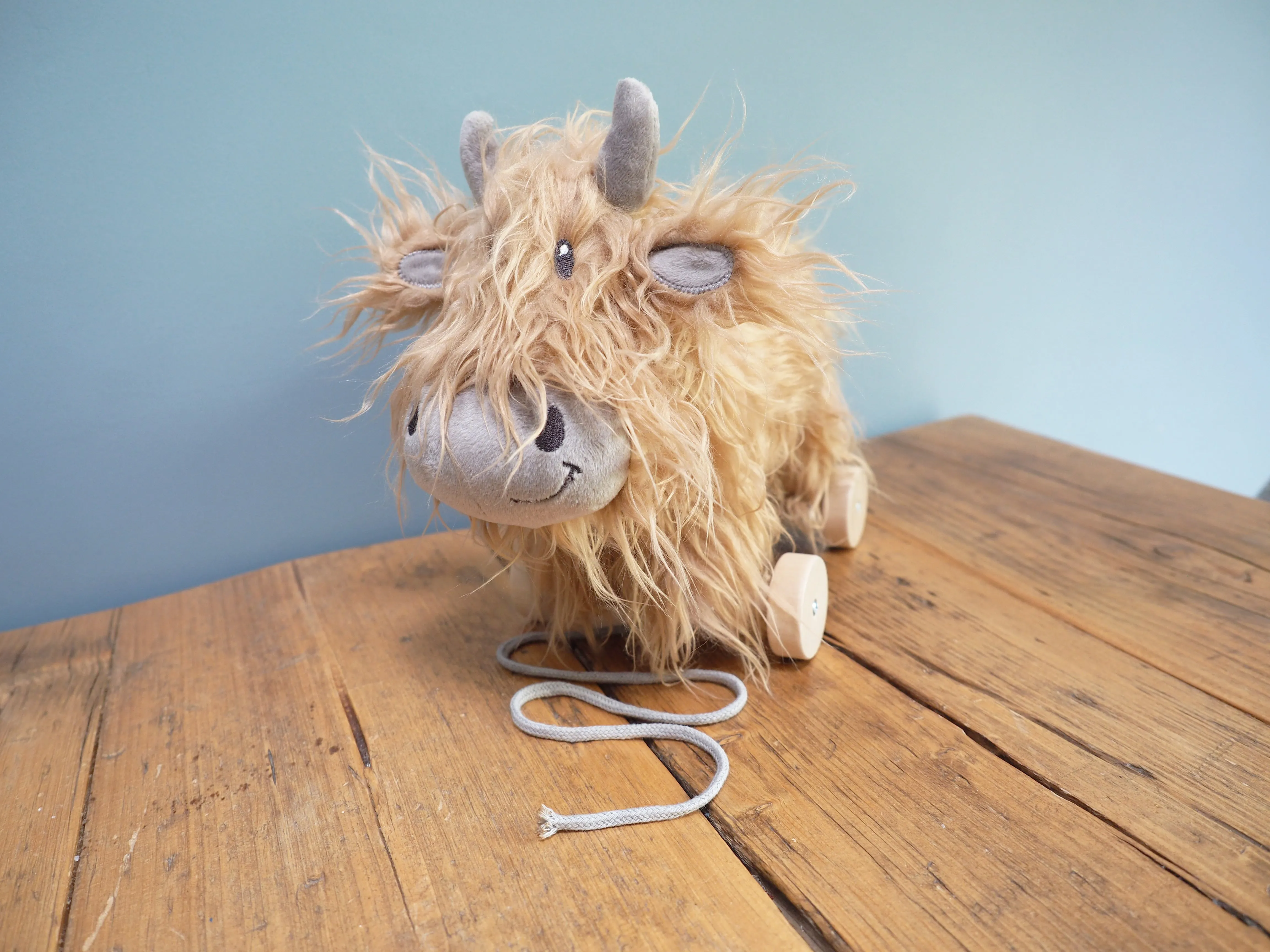 Hubert Highland Cow Pull Along Toy