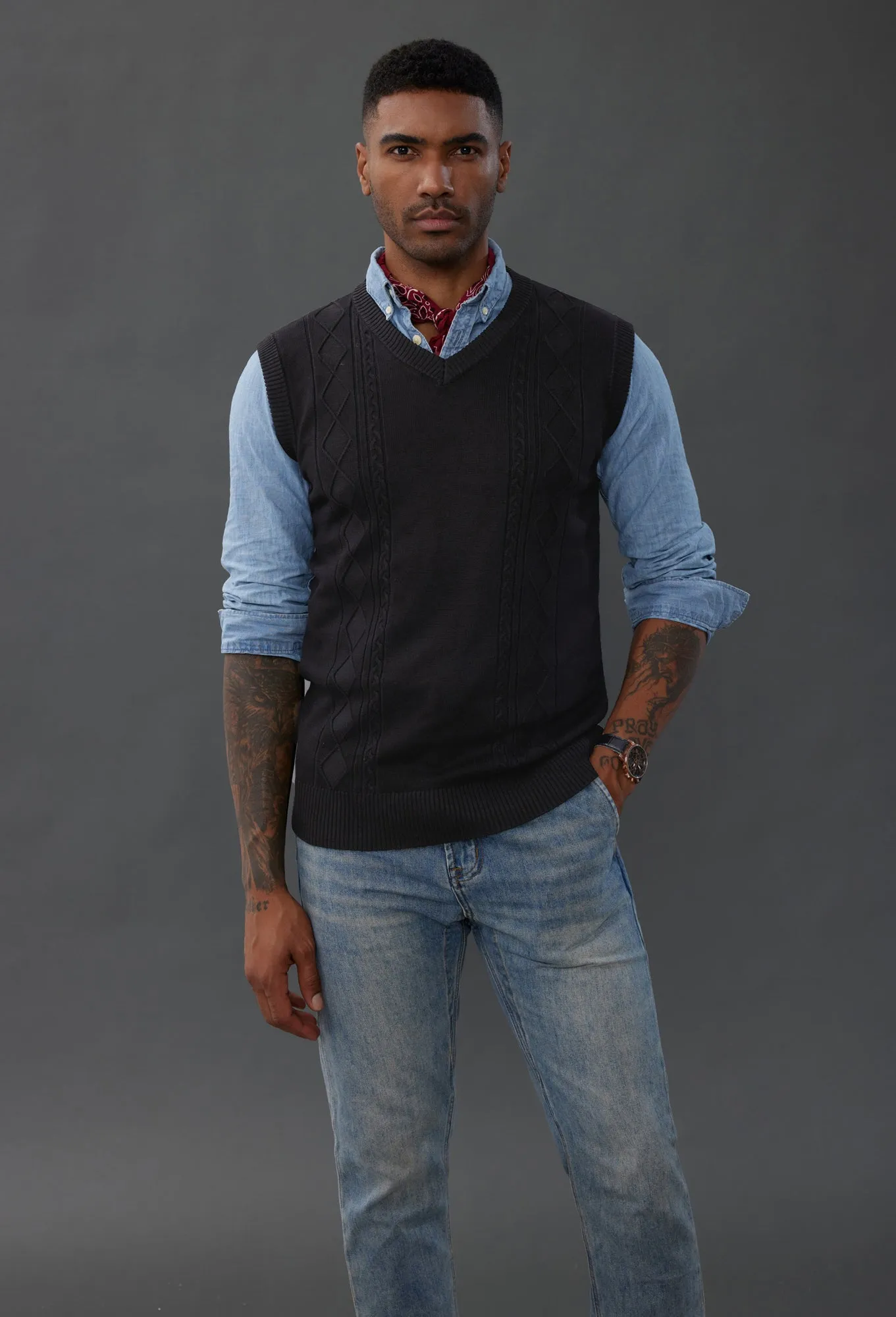 Men's V Neck Sweater Vest Cable Knitted Pullover Sweaters Vest