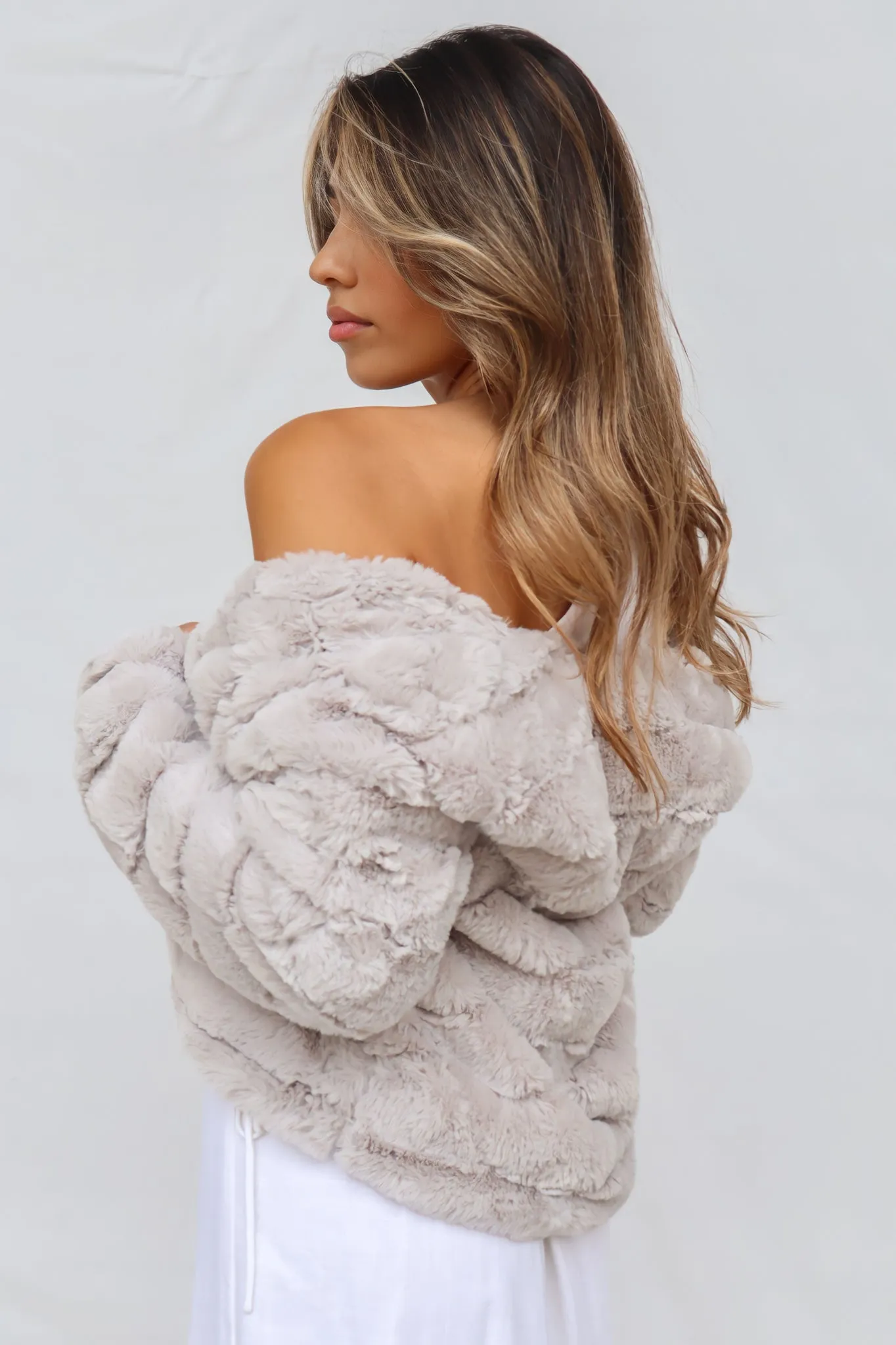 Misty Faux Fur Jacket - Light Grey