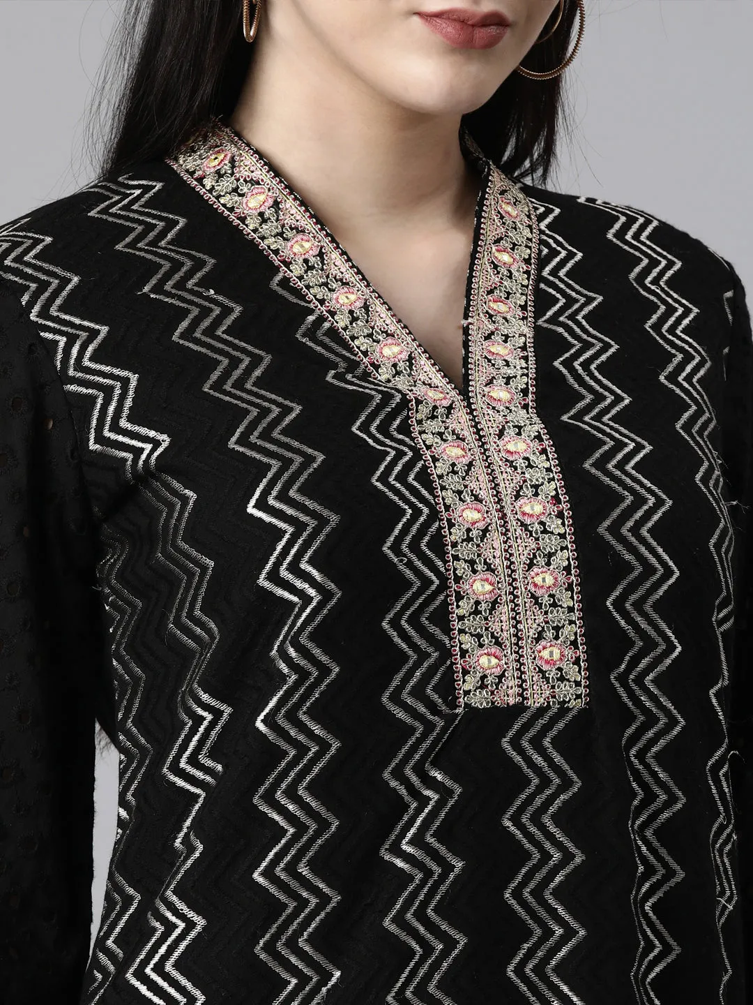 Neerus Black Casual Chevron Straight Kurta and Trousers With Dupatta